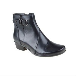 Earth Women's Atlas Bootie Black Size 9D